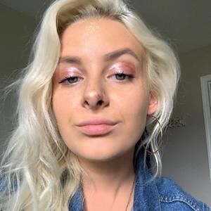 Meet your Posher, Brianne